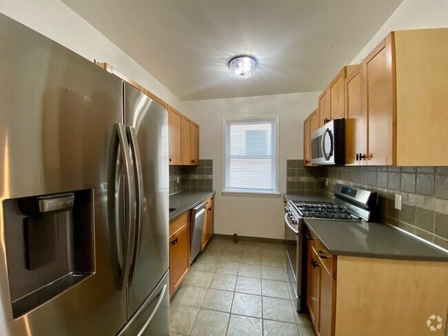 Building Photo - 78-48 85th St Unit 2 Rental
