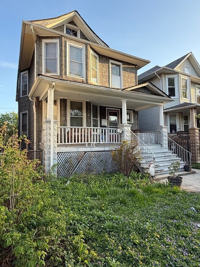 Photo - 4129 W School St Unit 2