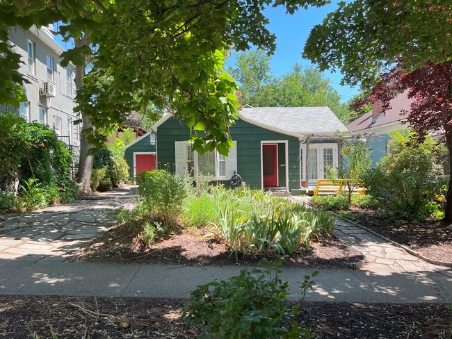 Photo - 76 K St