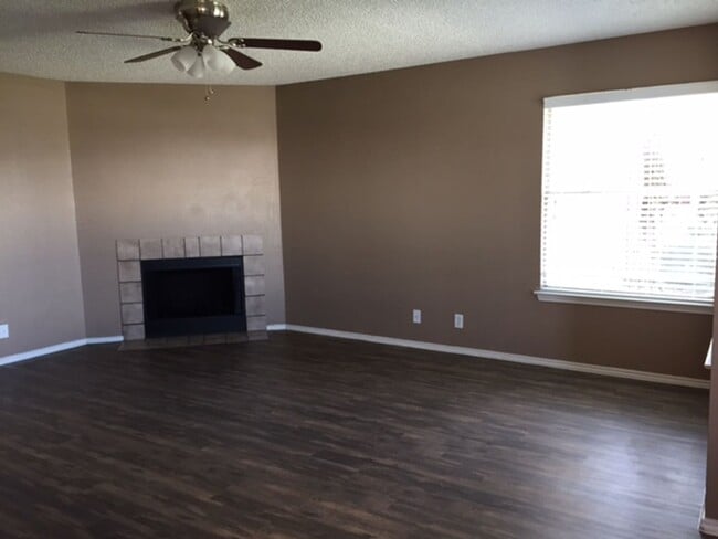 Photo - Country View Apartments