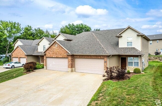 Building Photo - 1311 Rolling Rock Dr Rental