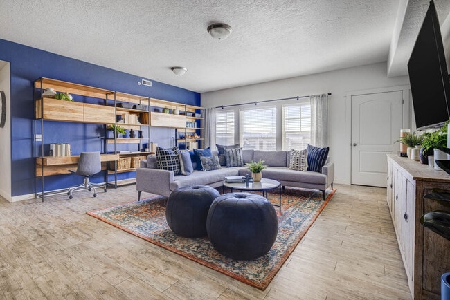 Rockledge at Quarry Bend apartments — community photo