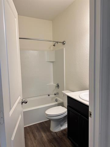 Photo - 2417 Silver Leaf Ln