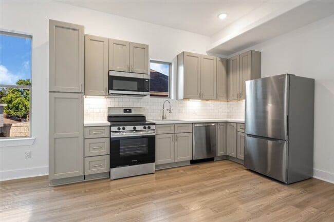 Photo - 5623 Eskridge St