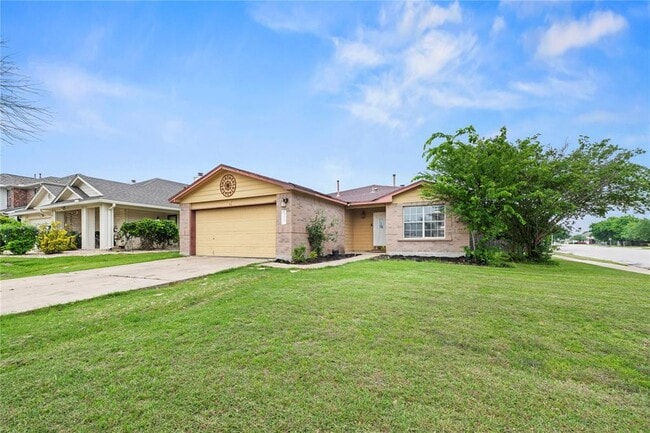 Building Photo - 3800 Hickox Dr