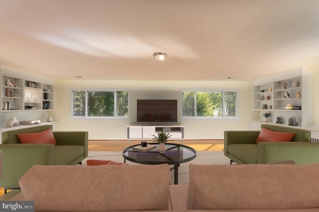 Photo - 6221 Walhonding Rd