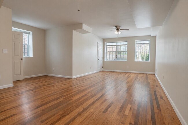Photo - 203 Halladay St Unit 1