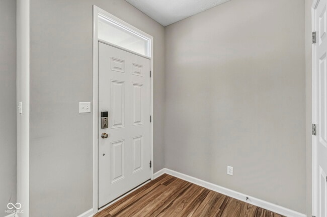 Photo - 366 Steeples Blvd