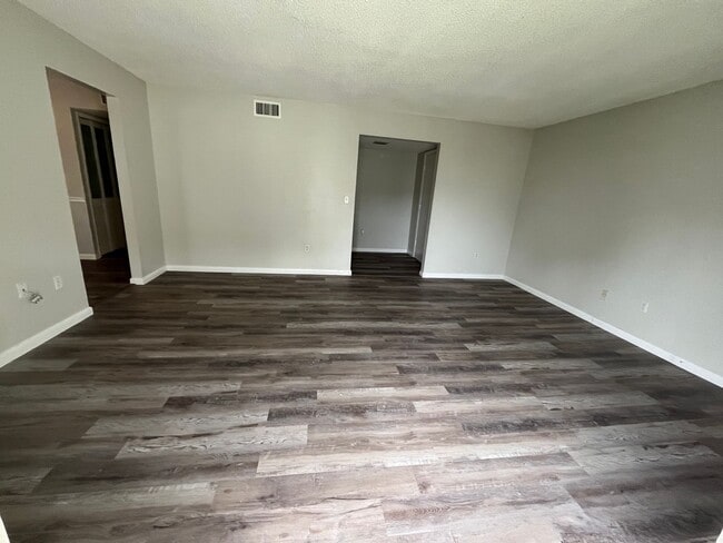 Photo - 525 Conway Rd Unidad 154