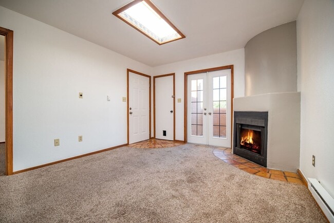 Sweet, Small Private Unit Available Now! - Sweet, Small Private Unit Available Now! Casa