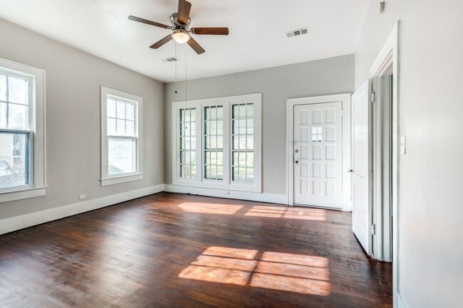 Photo - 2414 Park Row Ave