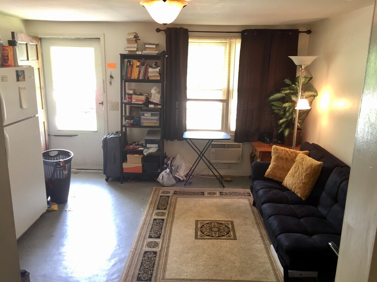 Photo - 1600 Caniff Cir Unit 1600 Caniff Circle  4