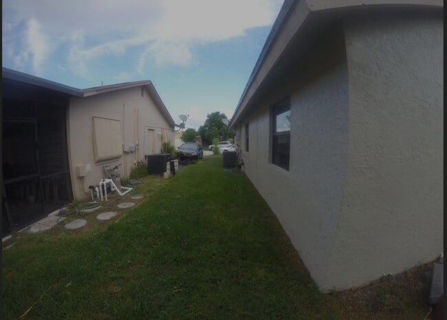 Photo - 22761 SW 64th Way