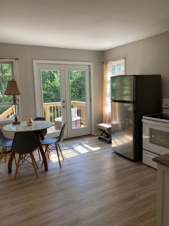 Photo - 6 Orchard Rd Unit 2