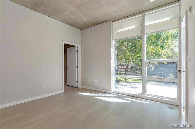 Photo - 1620 Little Raven St Unidad 103