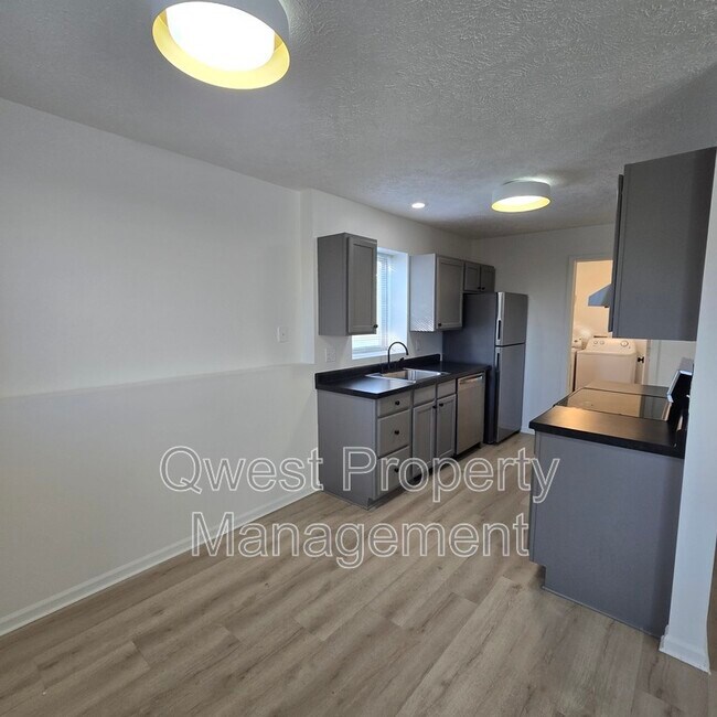 Photo - 3829 Silver Lake Rd Unidad #3