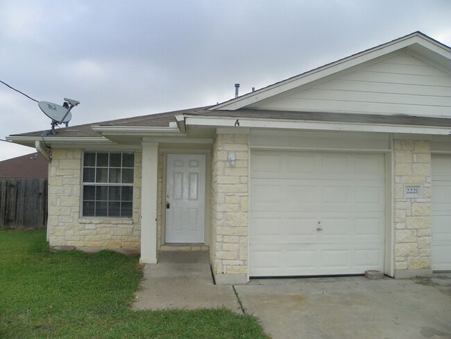 Photo - 2221 Creekside Ln Unit 2221 Creekside Ln #A