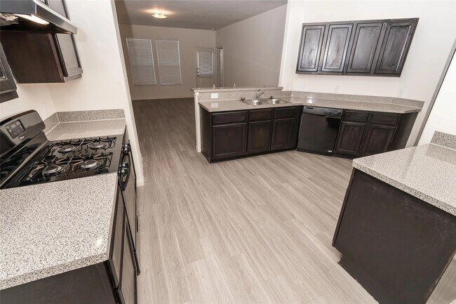 Photo - 2622 Camarilla Ln