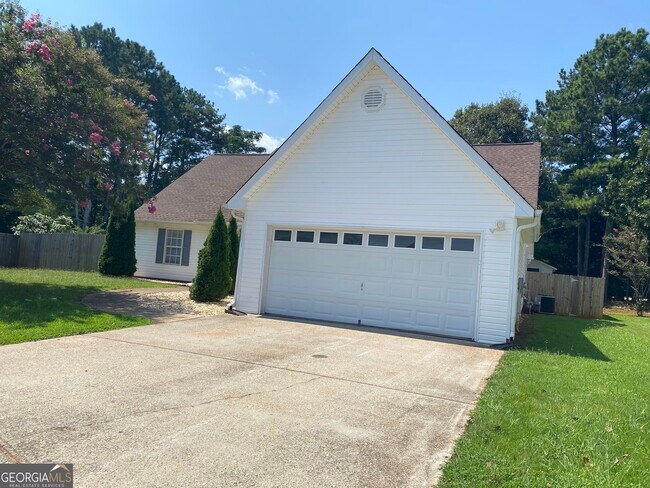 Photo - 900 Harbins View Dr