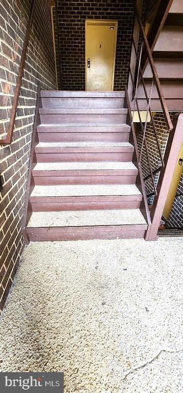 Photo - 10230 Prince Pl Unidad 15-108