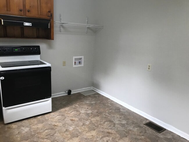 Photo - 1662 Vista Ln Unit A