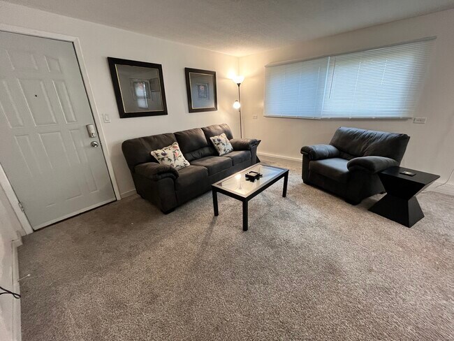 Photo - 1364 10th Ave SE Unit 4