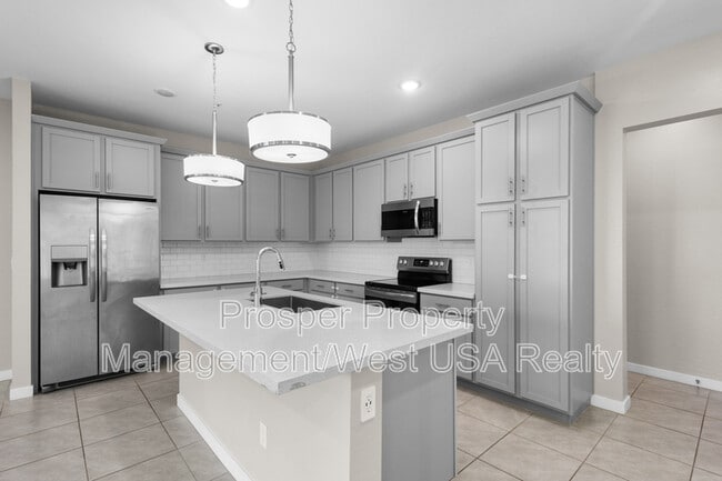 Photo - 155 N Lakeview Blvd Unit 259