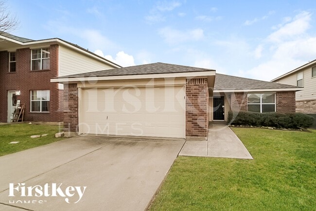 Building Photo - 2136 Benning Way