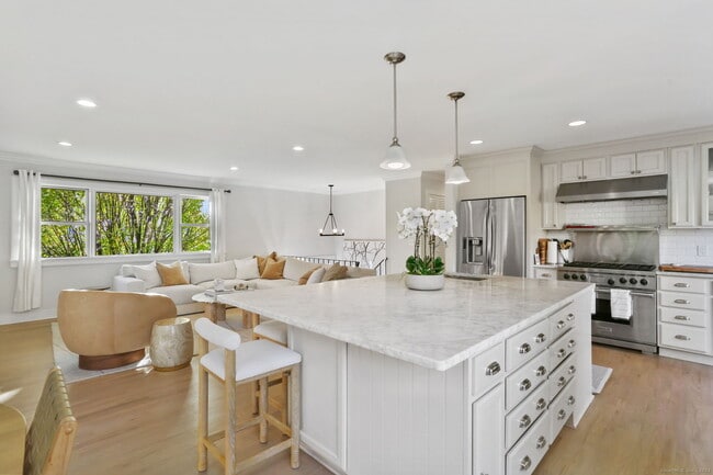 Photo - 6 Meadowbank Rd