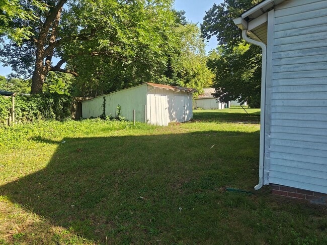 Photo - Three bedroom home in Midlothian