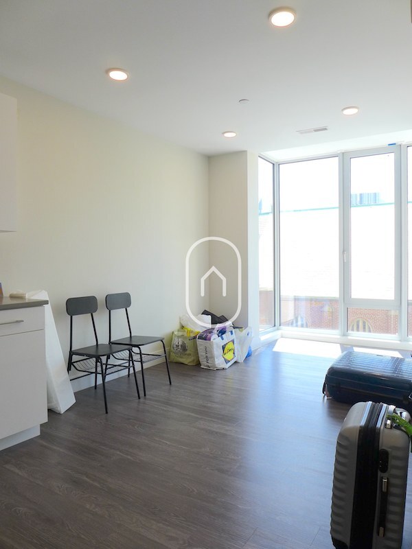 Building Photo - 22 Saint Cyprians Pl Unit 3 Rental