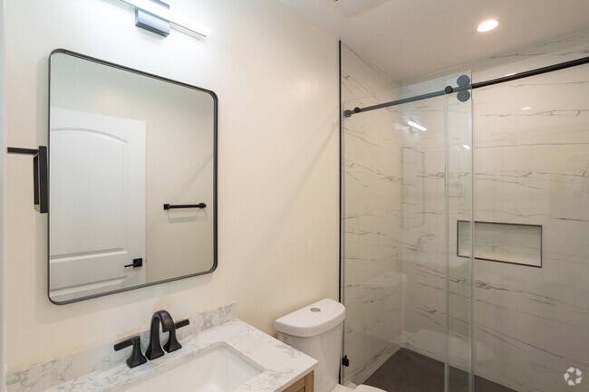 2BR, 1BA - 632SF - Bathroom - 8601 Delco Ave