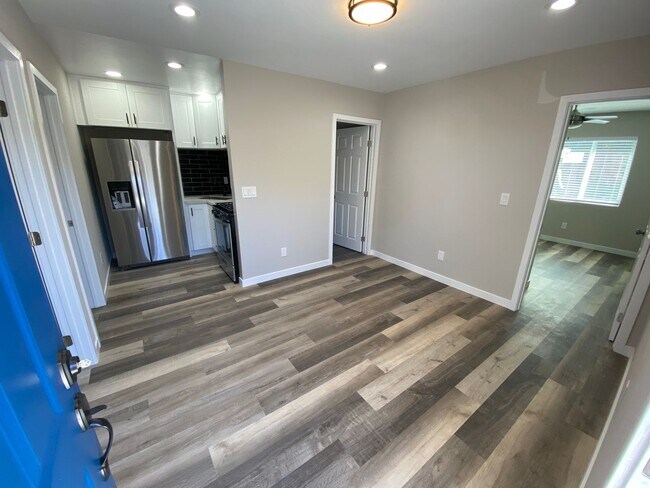 Photo - 3BD/1BA with beautiful yard!