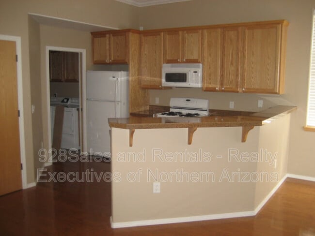 Photo - 4446 E Savannah Cir