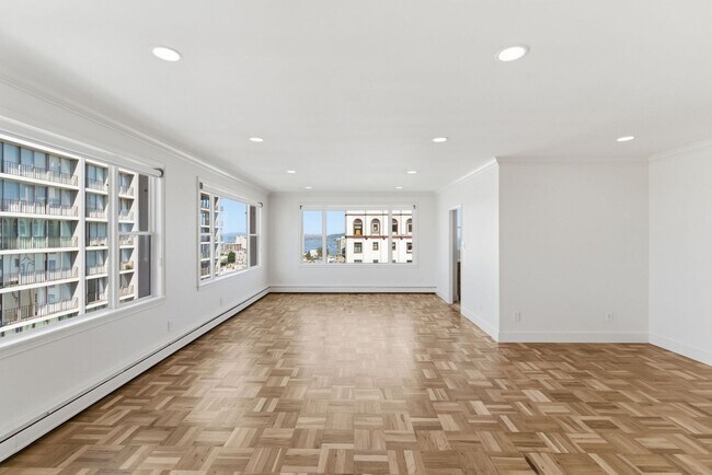 Photo - 1310 Jones St Unidad 704