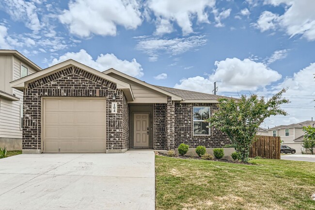 Building Photo - HALF OFF First Month Rent located near Lac... Rental