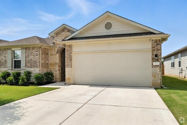 Building Photo - 211 Rainmaker Ln Rental