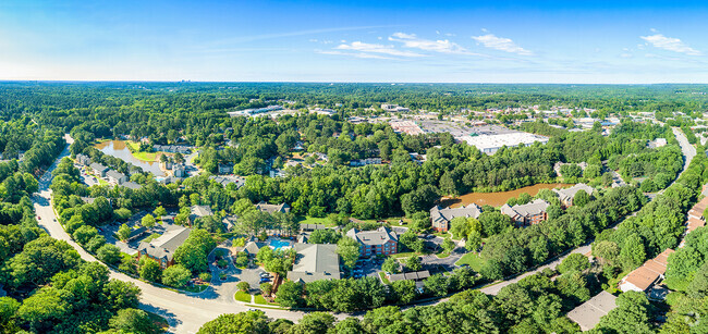 Building Photo - MAA Crabtree Valley Rental