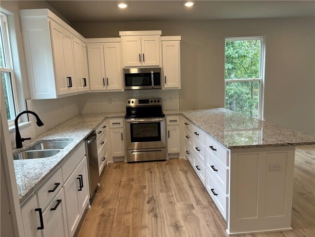 Photo - 7 Prestwick Ln