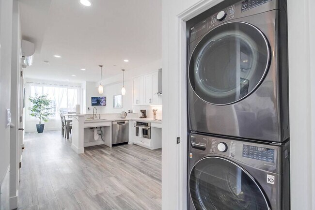 Photo - 4505 Park Blvd Unit ID1024466P