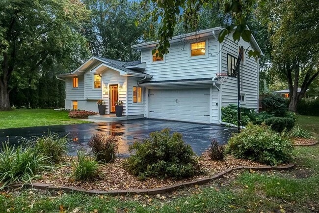 Building Photo - 4885 Hanson Rd