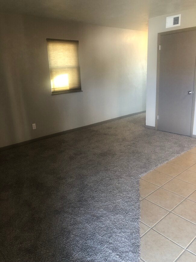 Photo - 205 E Dunklin St