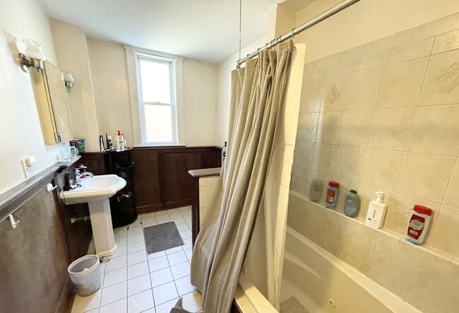 Photo - 37 Hillside St