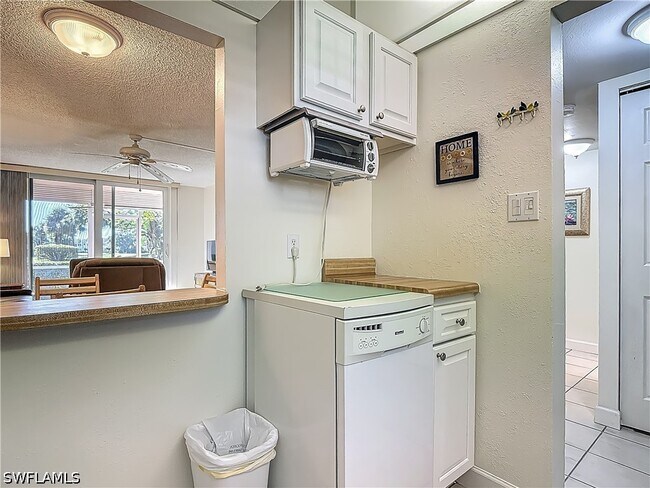 175 Turtle Lake Ct Unit 108