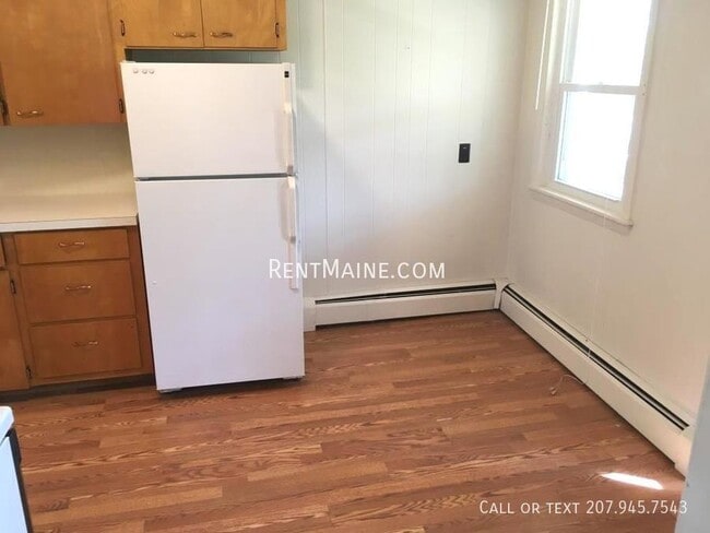 Photo - 14 Coldbrook Rd