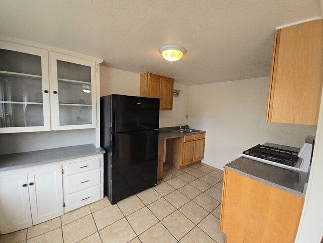 Photo - 626 O St Unit 626 O St. #1 [PRM: Andrew]