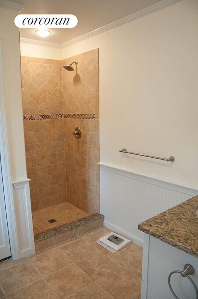 Photo - 116 S Midway Rd