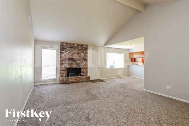 Photo - 13285 Lake Breeze Ln