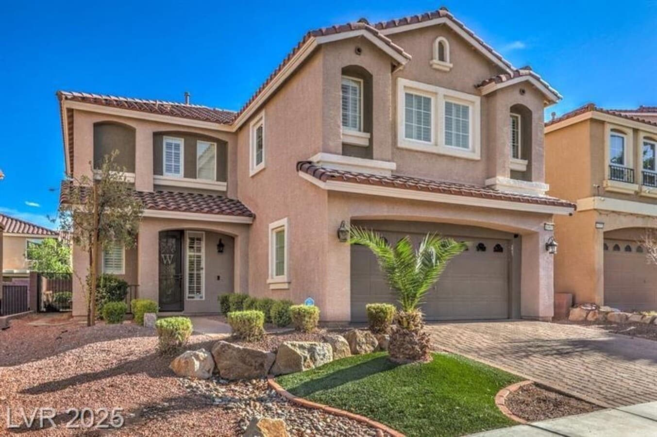 Stunning Open Floor Plan Home - Stunning Open Floor Plan Home