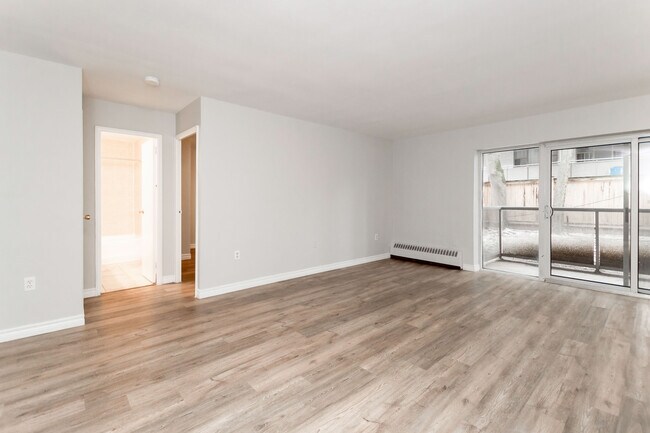 Photo - The Senate Apartments